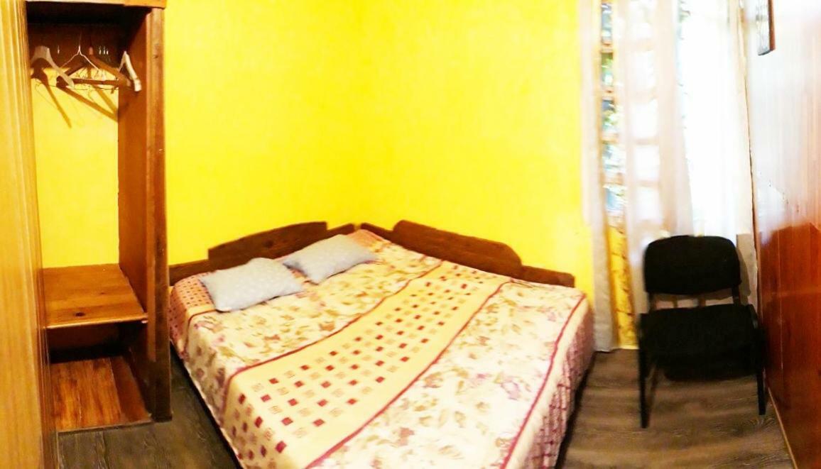 Guesthouse Eco Chakvi Buitenkant foto
