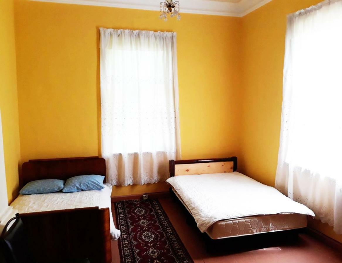 Guesthouse Eco Chakvi Buitenkant foto