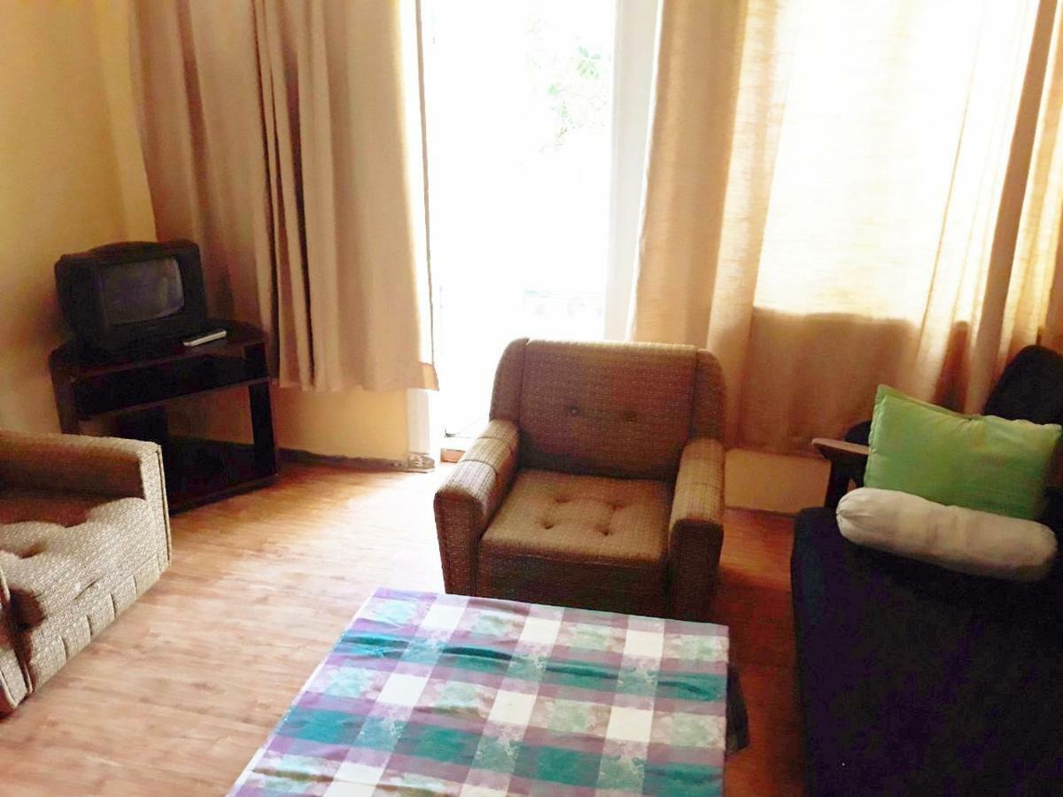 Guesthouse Eco Chakvi Buitenkant foto